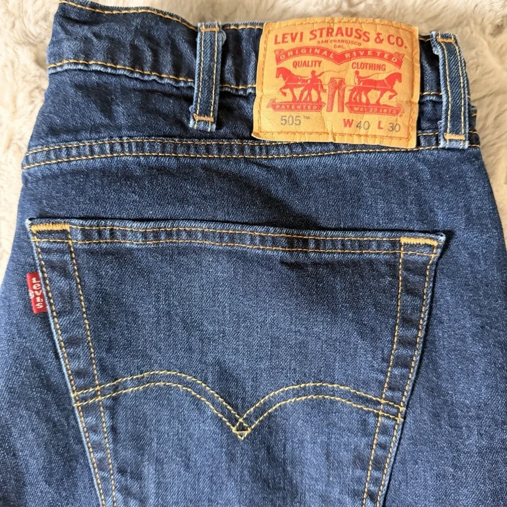 Levi's 505 Men's Jeans Dark Wash Regular Fit‎ Zip Fly 40x30
